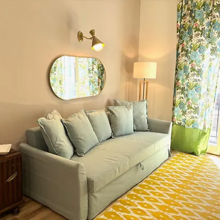 Design Centro No Ztl And Easy Parking Hébergement de vacances